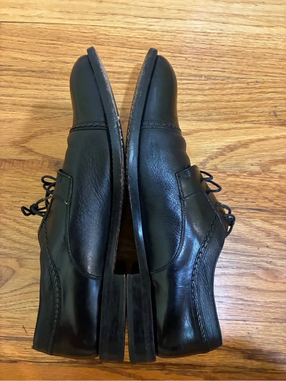Mezlan Black Leather Cap-Toe Oxfords - Polished Lace-Up